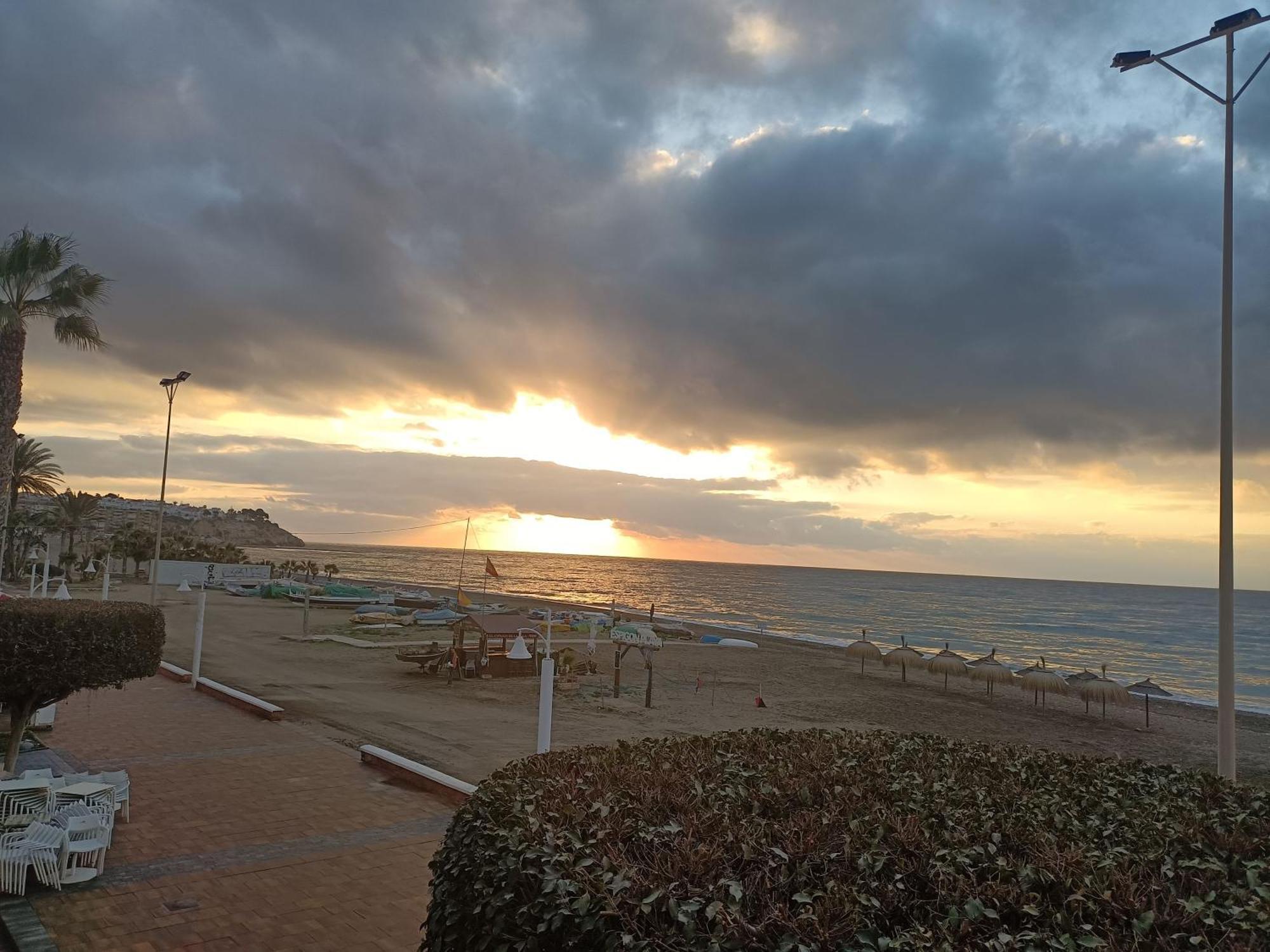 Apartamentos Playacala La Cala Del Moral Bagian luar foto