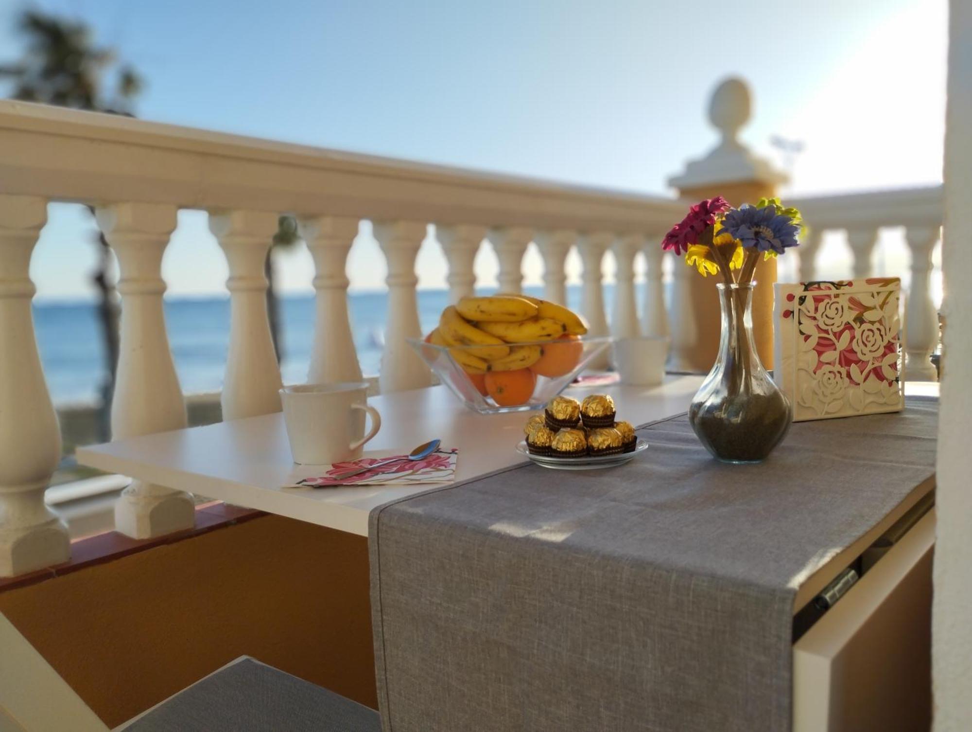 Apartamentos Playacala La Cala Del Moral Bagian luar foto